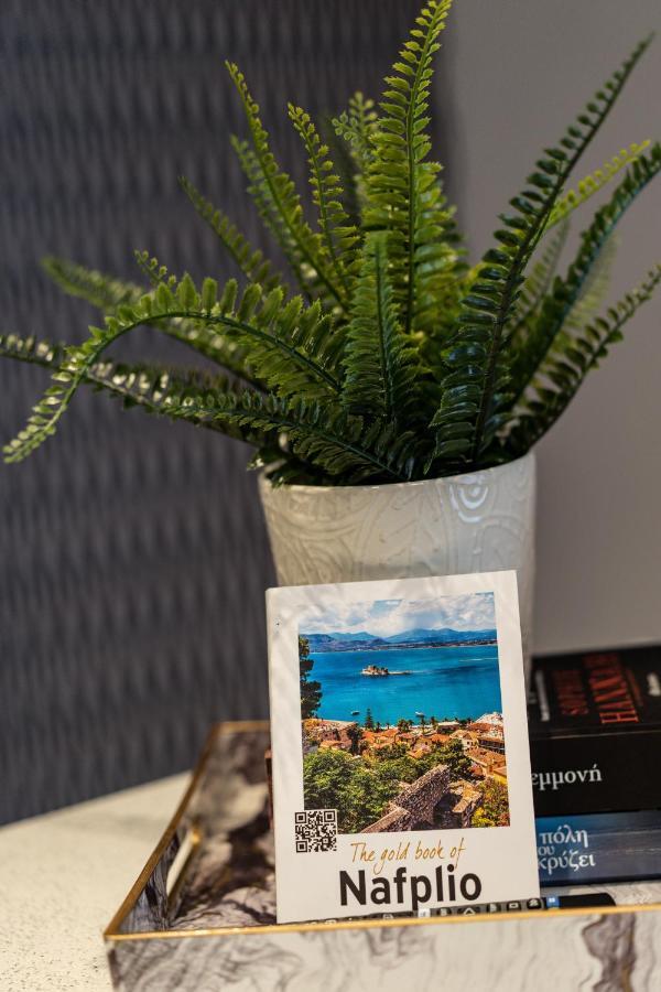 Living In Nafplio Urban Chic Apartments المظهر الخارجي الصورة